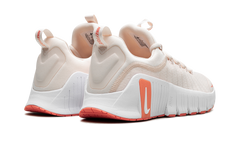 Free Metcon 6 WMNS"Guava Ice Light Wild Mango White" FJ7126 801