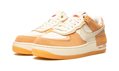 AIR FORCE 1 SHADO MNS WMNS"Sisterhood - Cashmere" DM8157 700