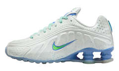 Shox R4 WMNS "Summit White / Royal Pulse / Mint Foam / Green Strike" IH2343 100
