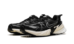 V2K Run WMNS"Black Muslin" FD0736 012