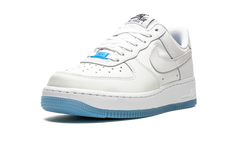 AIR FORCE 1 LO LX MNS WMNS"UV Reactive" DA8301 100