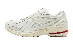 1906R "Angora/Sea Salt/Shadow Red" U19066KA