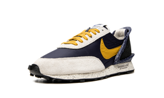 DAYBREAK UNDERCOVER WMNS"Obsidian" CJ3295 400