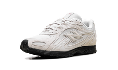 204L "Year of The Horse - White" U204L8OV