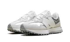 327 WMNS "Silver Metallic Sea Salt" WS327GLA