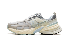 V2K Run WMNS"METALLIC PLATINUM" FZ3596 072
