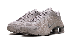 Shox R4 WMNS"Flat Pewter Floral" HV0934 001